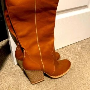 Timberland size 9 boots
